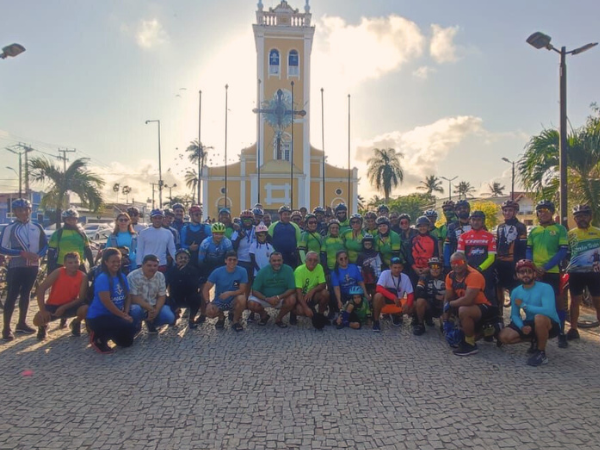 Prefeitura de Caucaia promove encontro entre atletas no primeiro Camping de  Handebol